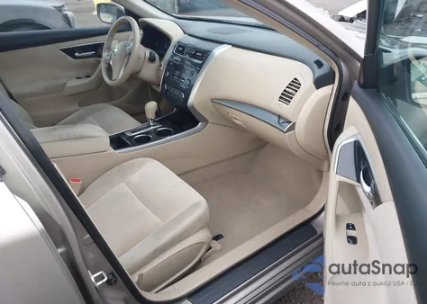 2013 Nissan Altima 2.5 S z USA, uszkodzony, nr VIN 1N4AL3APXDC108872